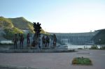 Памятник строителям Саяно-Шушенской ГЭС